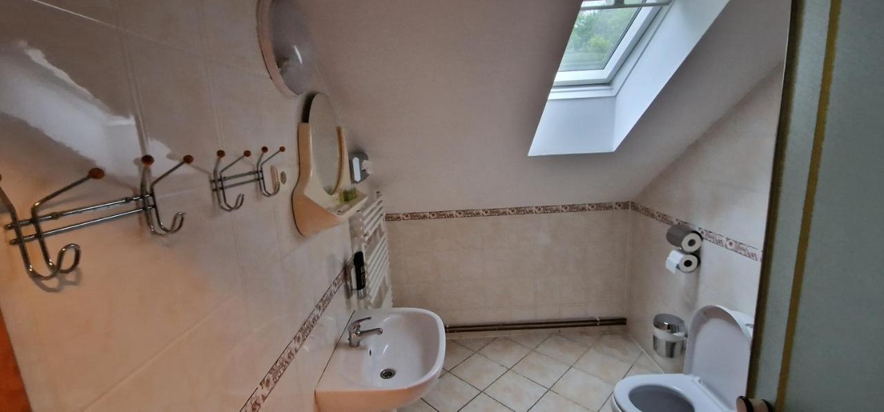 Hotel Hostinec U Reky Ostrawica Zewnętrze zdjęcie